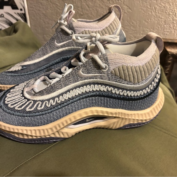 Nike cosmic basketball - Picture 2 of 5